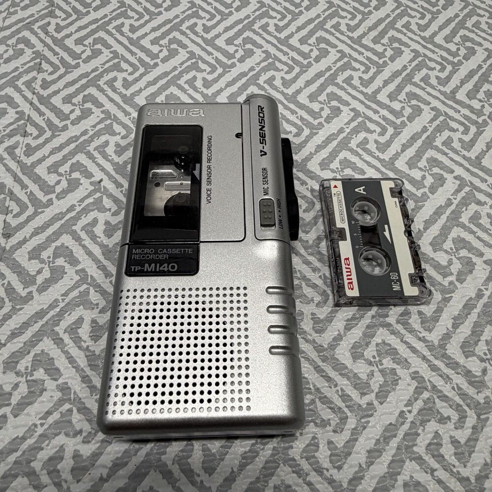 Aiwa TP-M140 Micro Cassette Recorder Silver V-Sensor Voice Recording + Tape